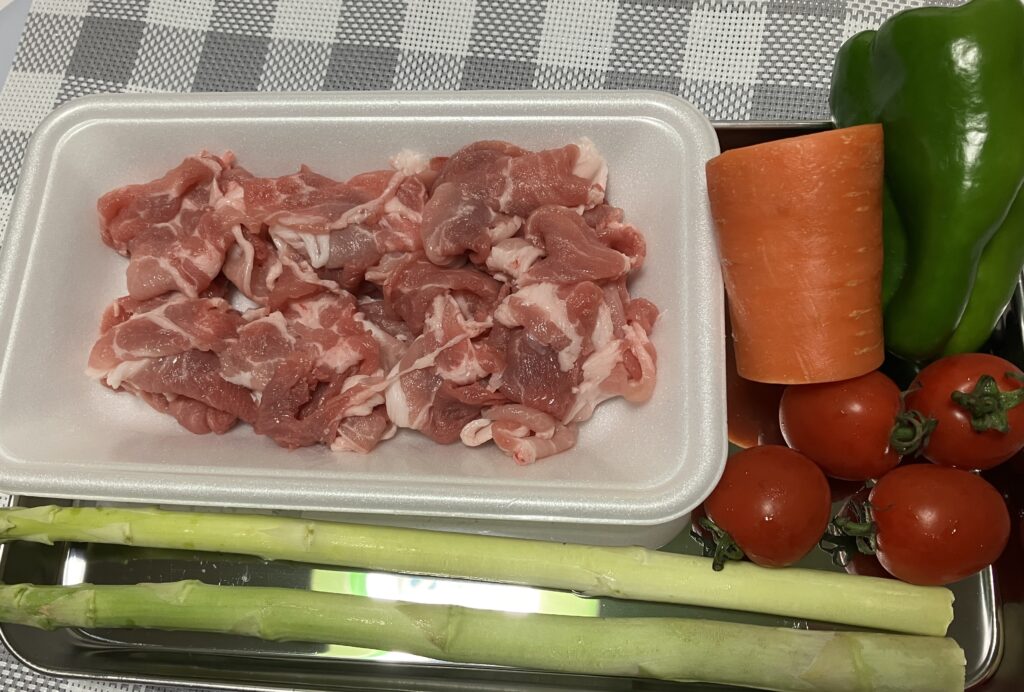 野菜の肉まきの材料