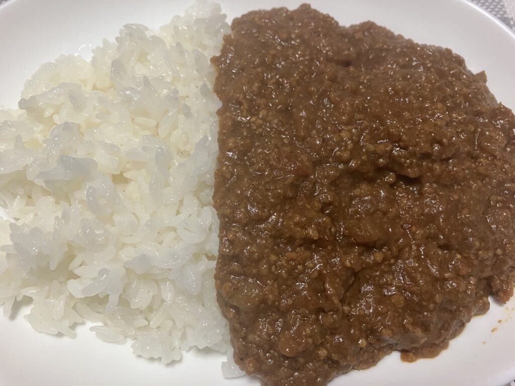 出来上がったキーマカレーの画像