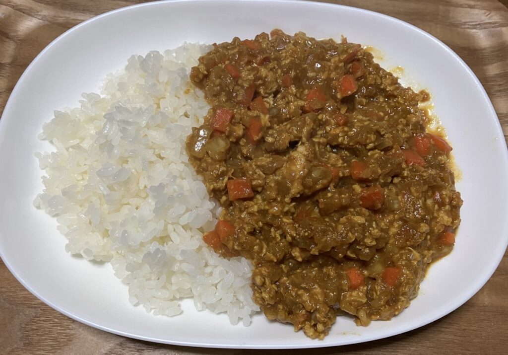 出来上がったキーマカレーの画像